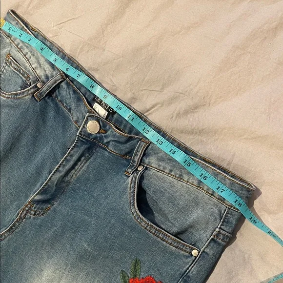 VENUS Blue Skinny Jeans with Red Floral Embroidery - Picture 7 of 11